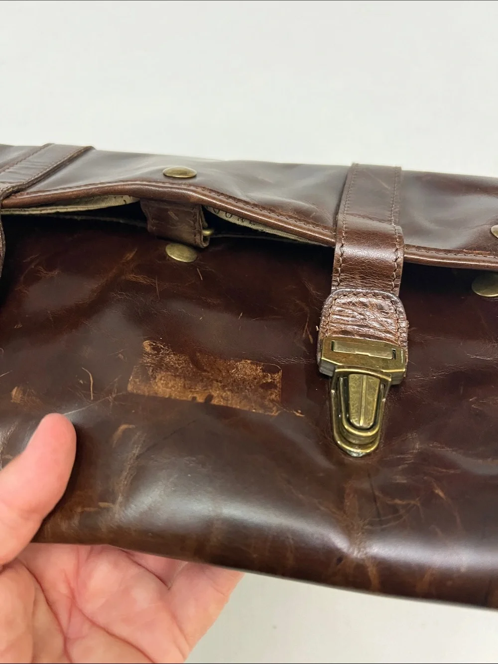 Moore & Giles Austin Hanging Wash Kit Leather Travel Bag